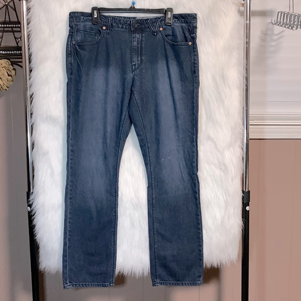 Volcom Blue Jeans sz 36